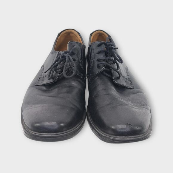 Mens Clarks Soft Cushion Black Dress Shoes Scuff on Left Toe Size 8M - Picture 2 of 13